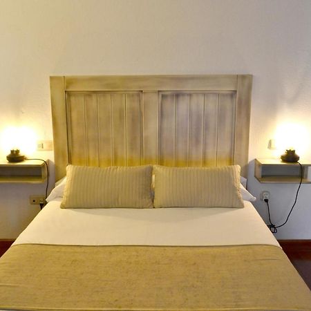 Hotel Alda Via 莱昂 外观 照片