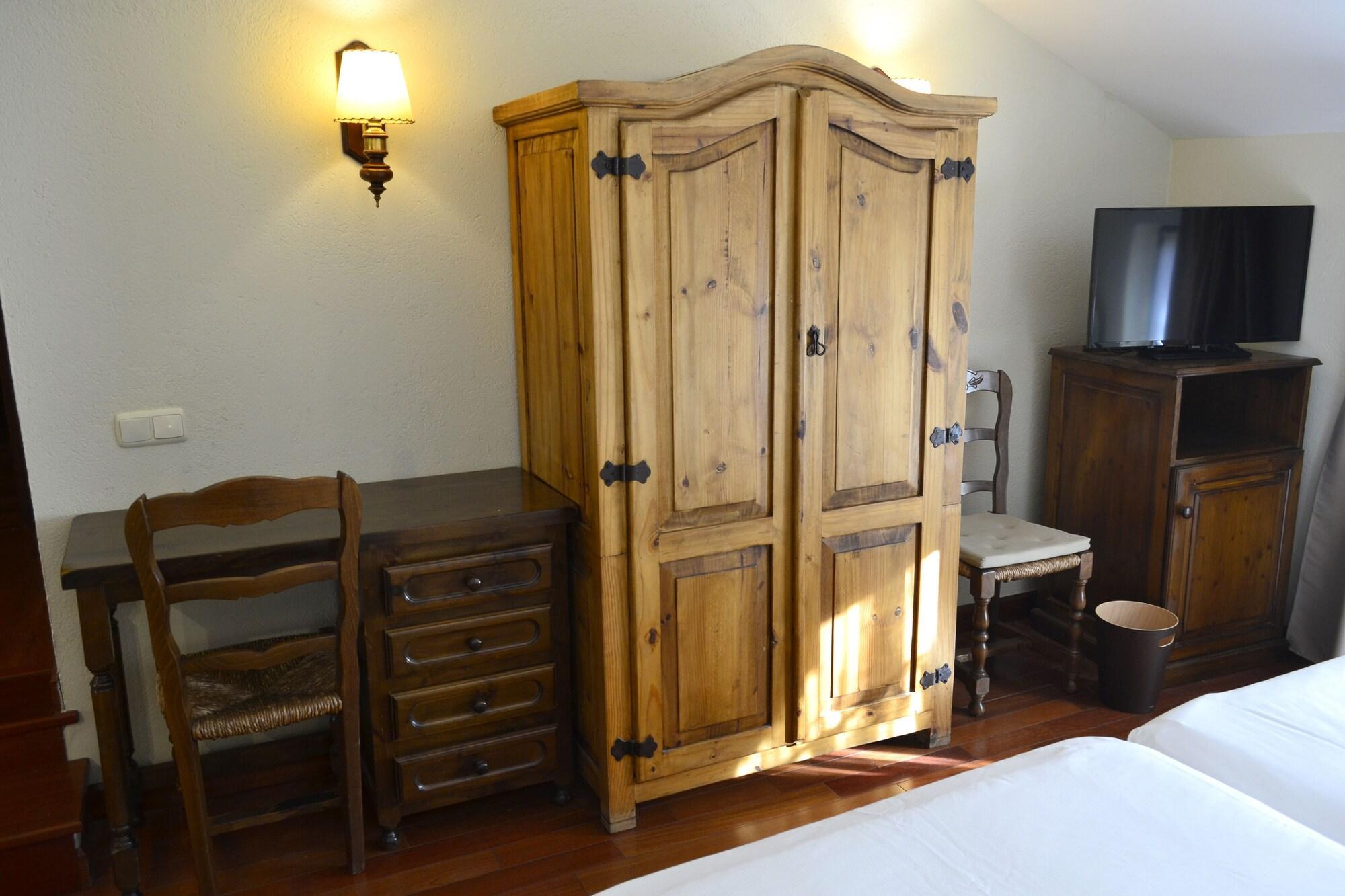 Hotel Alda Via 莱昂 外观 照片