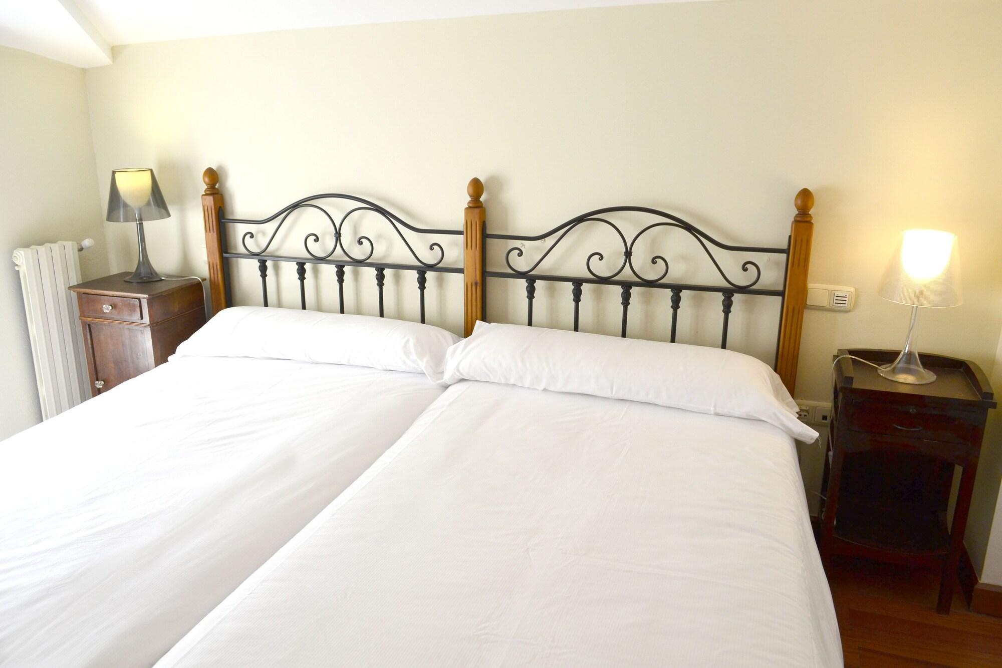 Hotel Alda Via 莱昂 外观 照片
