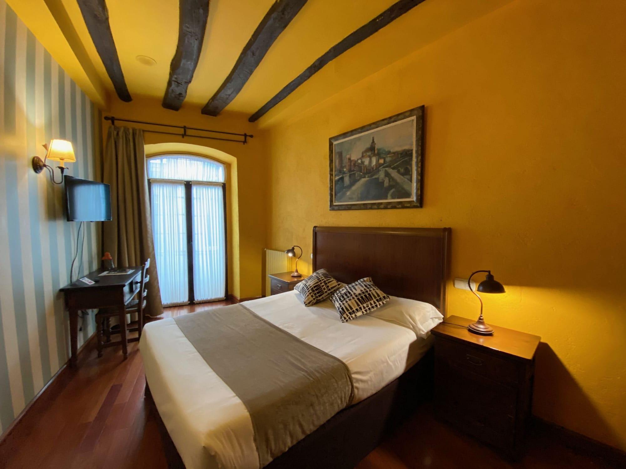 Hotel Alda Via 莱昂 外观 照片