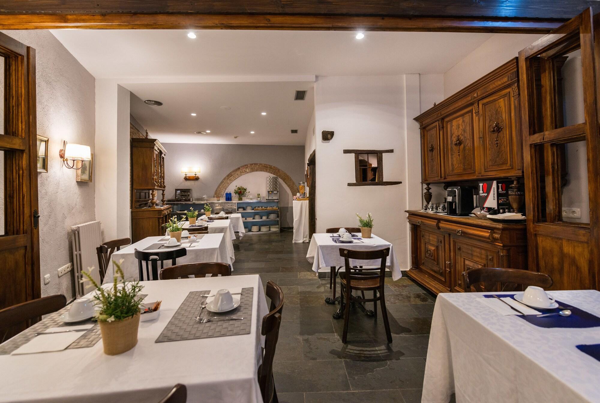 Hotel Alda Via 莱昂 外观 照片