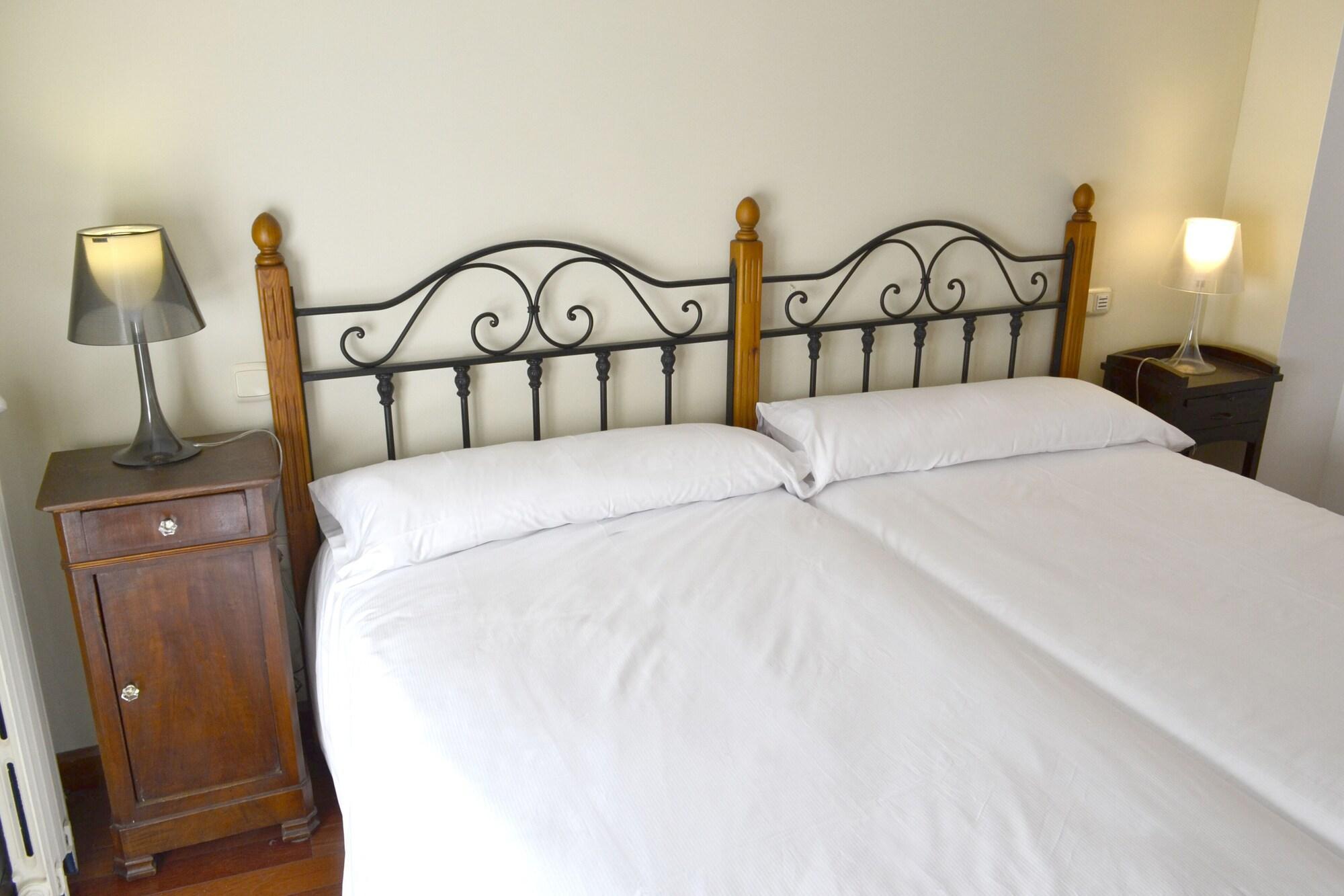 Hotel Alda Via 莱昂 外观 照片