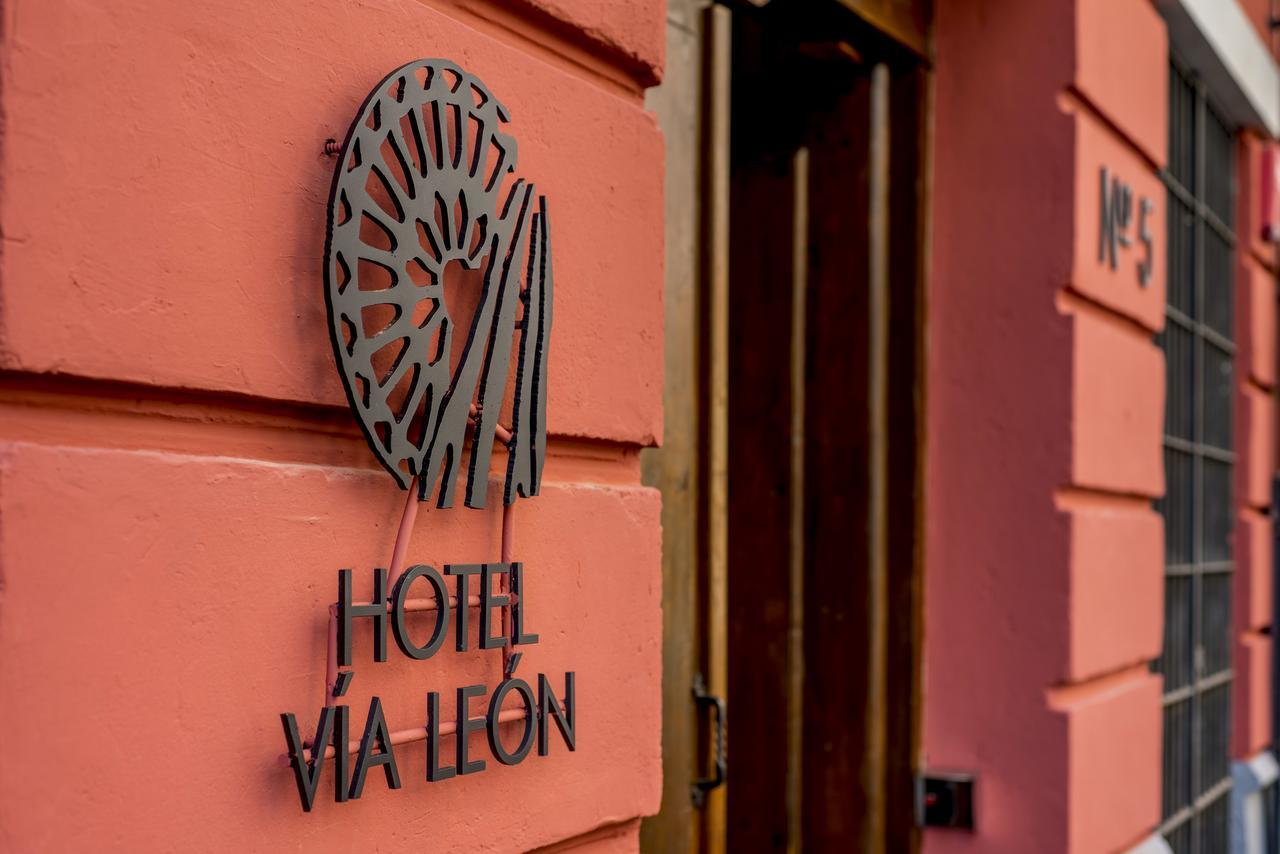 Hotel Alda Via 莱昂 外观 照片