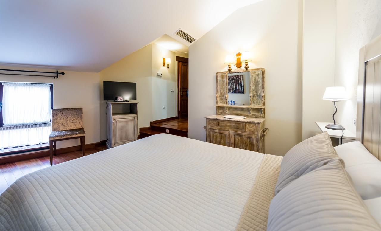 Hotel Alda Via 莱昂 外观 照片