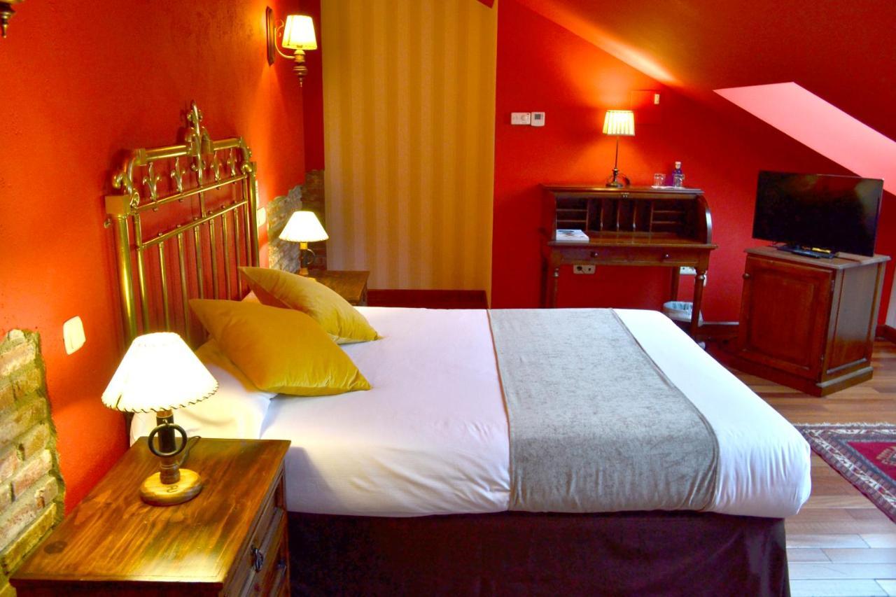 Hotel Alda Via 莱昂 外观 照片