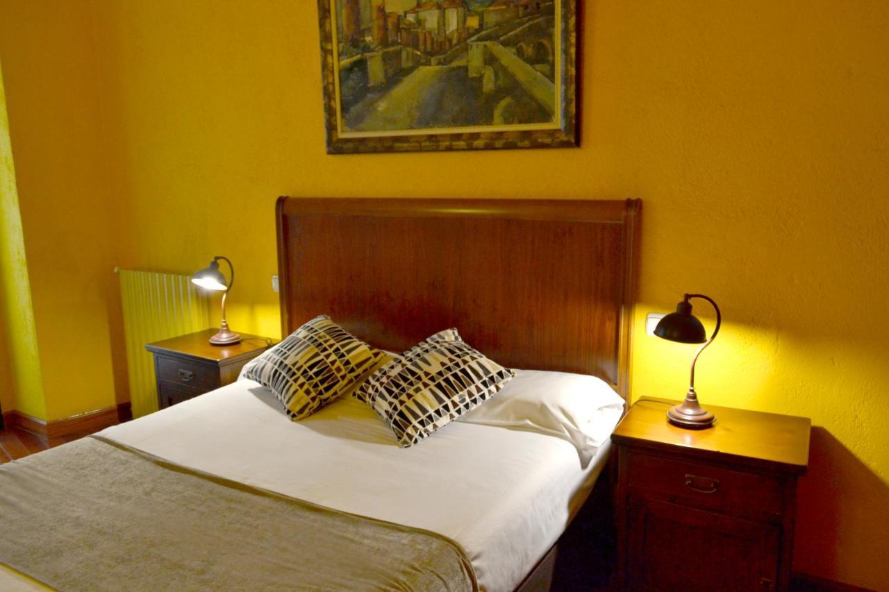 Hotel Alda Via 莱昂 外观 照片