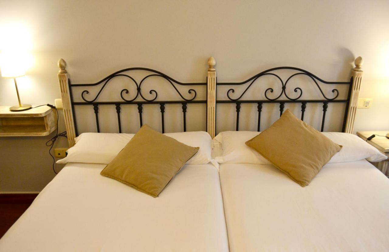 Hotel Alda Via 莱昂 外观 照片